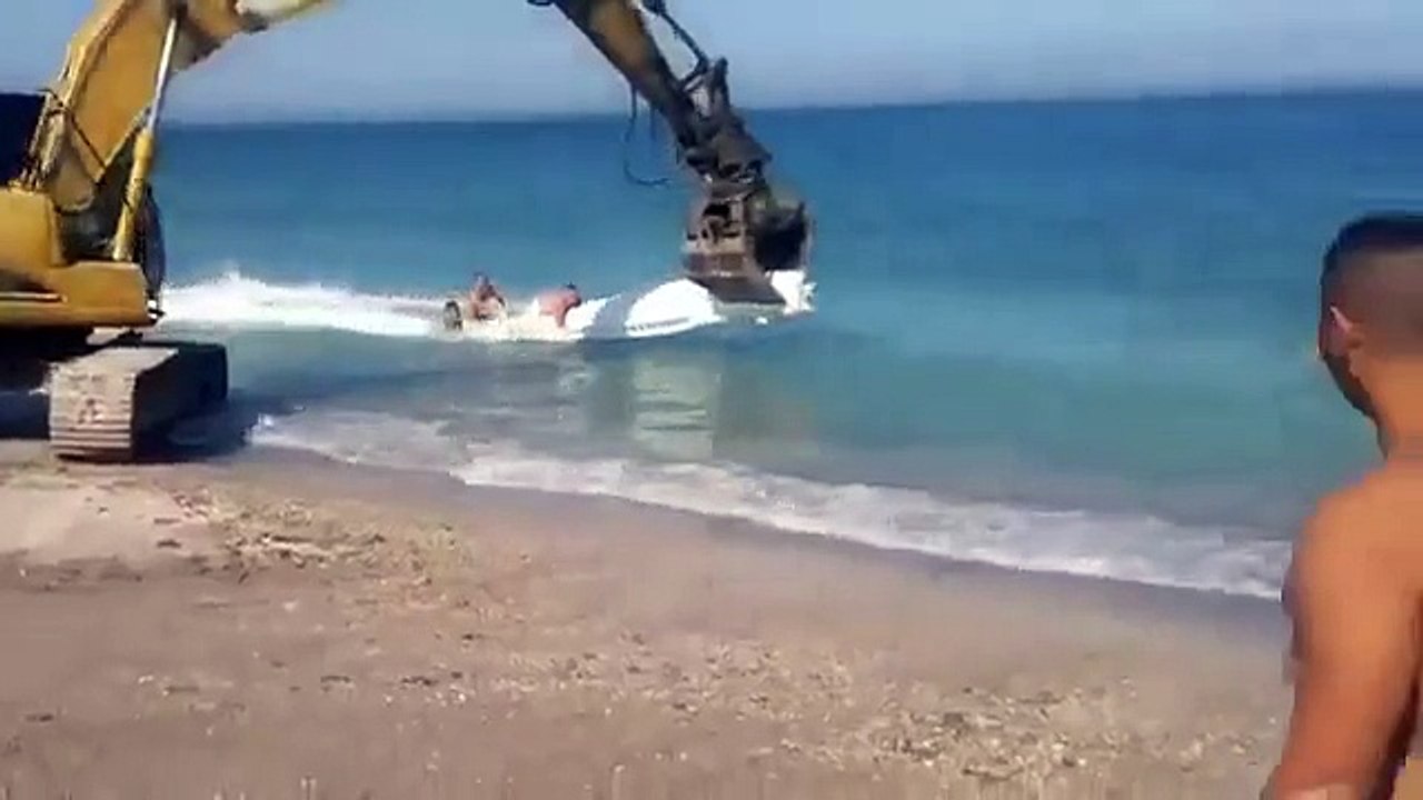 Pelleteuse à la plage