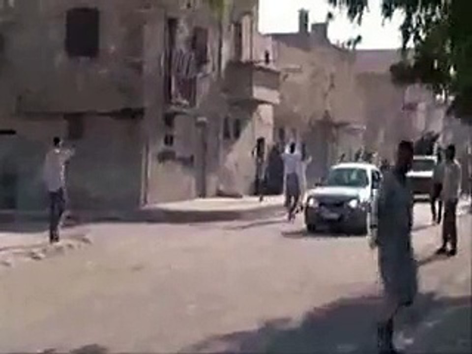 La rébellion syrienne contrôle des postes-frontières et affronte l'armée à Alep