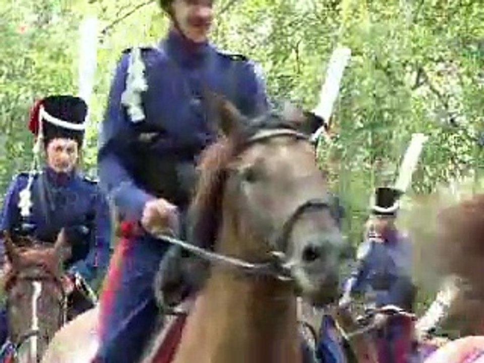 Des cosaques russes à cheval vers Paris pour fêter la victoire sur Napoléon