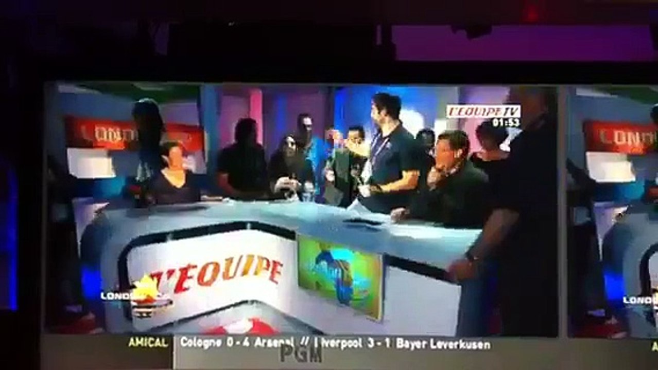 Les joueurs de l'équipe de France de Handball détruisent les studios de l'EquipeTV