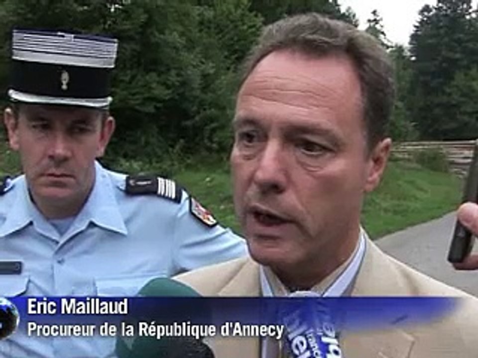 Tuerie en France: quatre morts, la voiture des victimes britannique