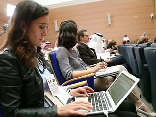 Hollande plaide pour un gouvernement de transition en Syrie et soutient le Liban