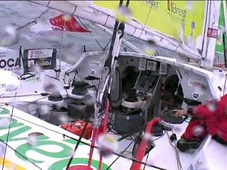 Vendée Globe: Gabart en tête, avarie pour Guillemot