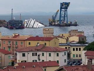 Costa Concordia: l'île du Giglio commémore le premier annivesrsaire du naufrage