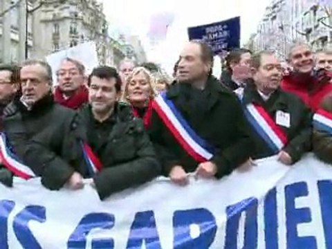 Les opposants au mariage homosexuel réussissent une mobilisation massive