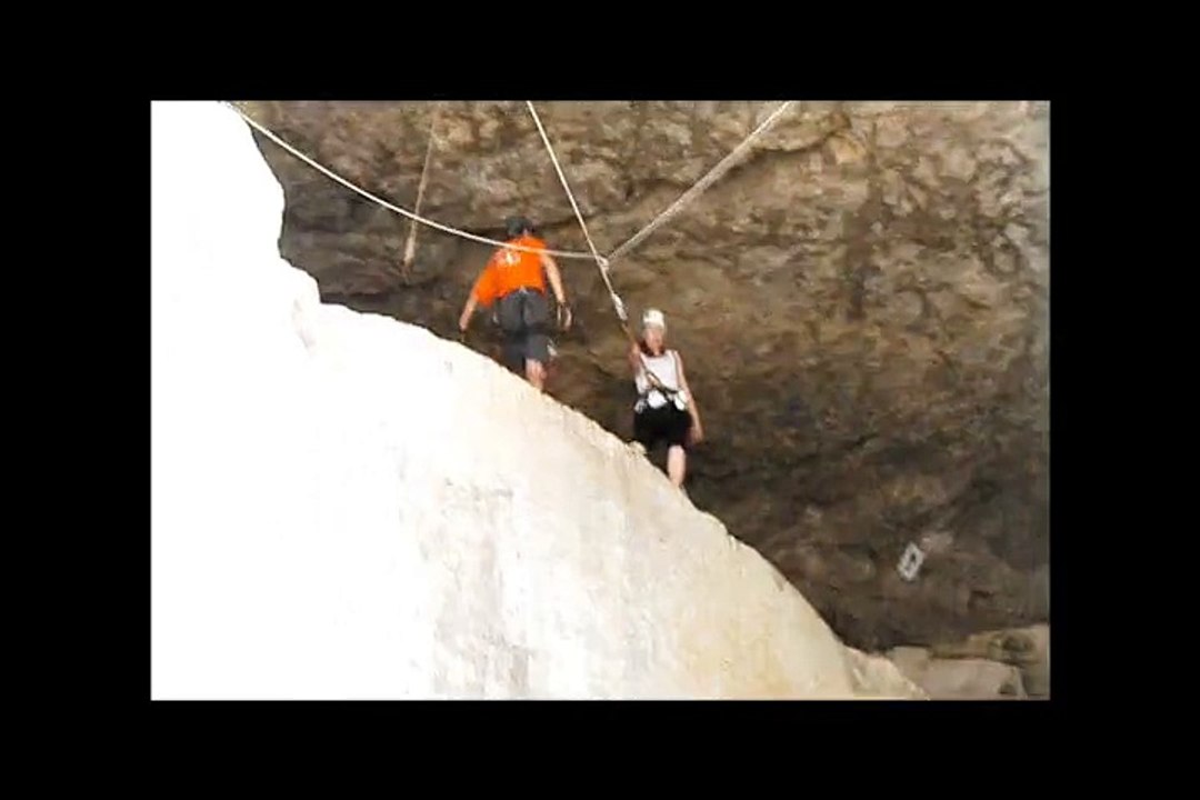 Saut pendulaire - Grotte de Champs Retard
