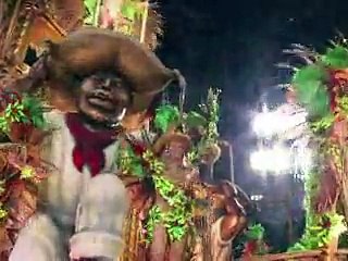 Brésil: le Carnaval de Rio commence, la fête où tout est permis