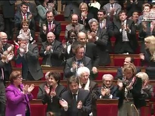 Mariage homosexuel: l'Assemblée a voté la première réforme sociétale de Hollande