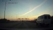 Russie : il filme une pluie de météorites depuis sa voiture