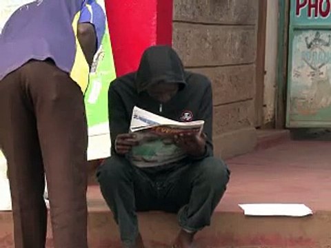 Présidentielle au Kenya: Kenyatta élu au premier tour, Odinga conteste