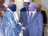 Plaidoyer de Shimon Peres pour la paix devant des imams de France