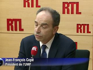 Hollande à la TV: la droite, une partie de la gauche et la presse très critiques