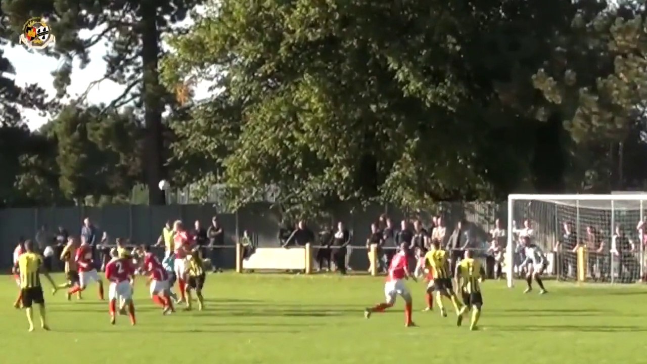 Incredible Goal scored at the last seconds by Goal keeper