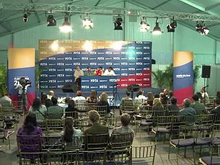 Entre révolution et changement, le Venezuela choisit un successeur à Chavez