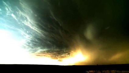 Impressionant : la formation d'un orage supercellulaire