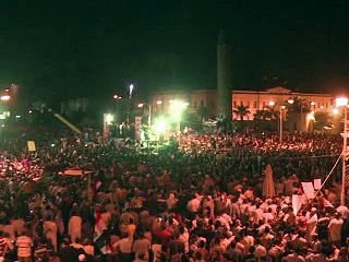 Egypte: l'armée "prête à mourir" pour défendre le peuple