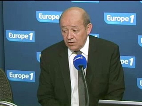 La loi de programmation militaire affirme maintenir la capacité des armées capacité intacte des armées