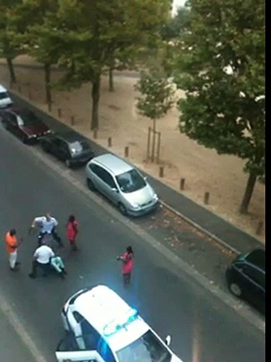 Tours : la vidéo amateur d'une interpellation fait polémique