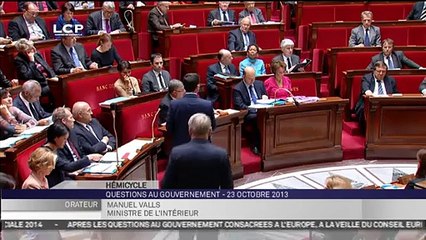 Quand Manuel Valls et Jean-Marc Ayrault font rire l'Assemblée