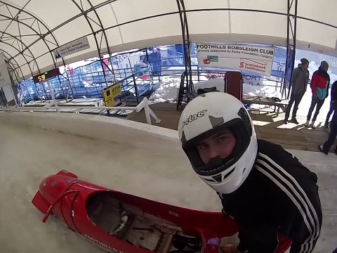 Descente de bobsleigh en GoPro