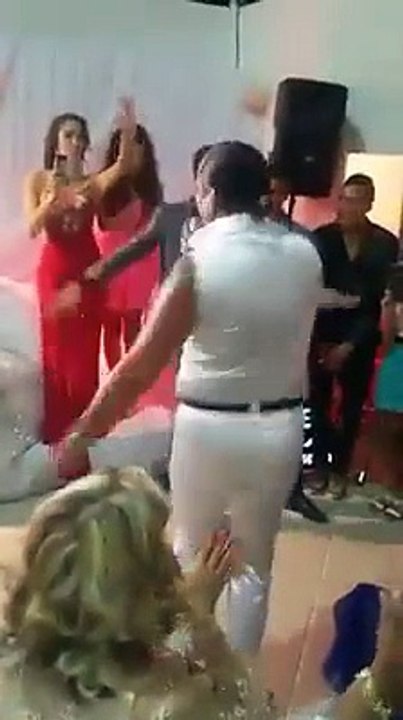 هاو سبب المصايب إلي هابطة علينا !!! لعنة الله على هلأشكال !!!