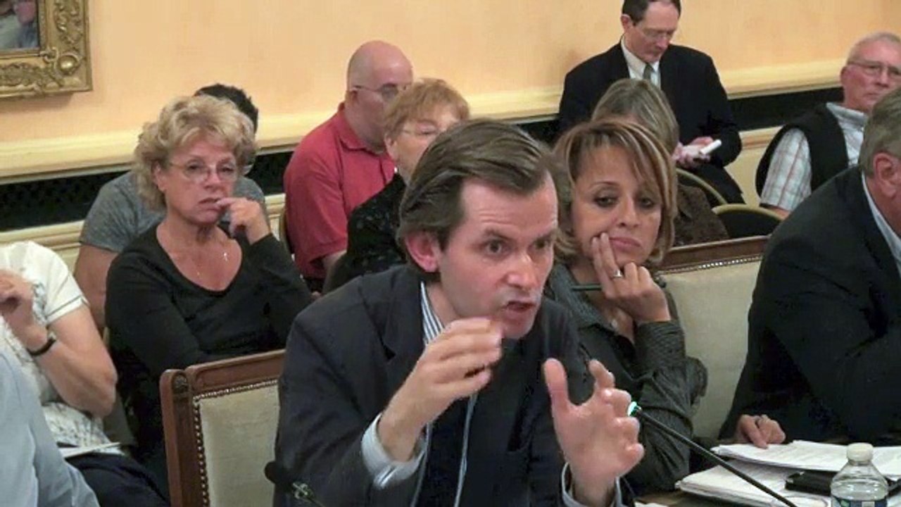 La taxe sur les locaux commerciaux vacants fait débat à Auxerre