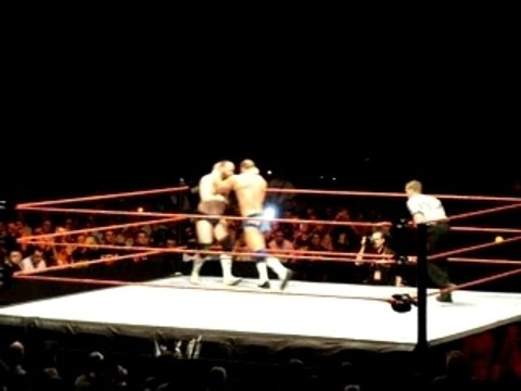 Eugene Vs Chris Masters 01