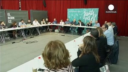 Bíróság elé idézték a katalán elnököt