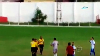 Hakem teknik direktöre silah çekti !