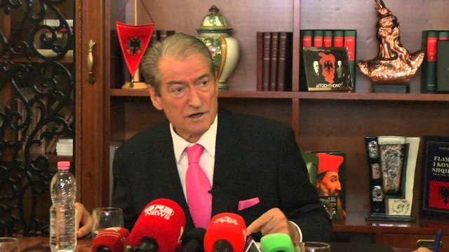 Berisha: Rama bleu me 600 mln euro veton çeke për statusin kandidat