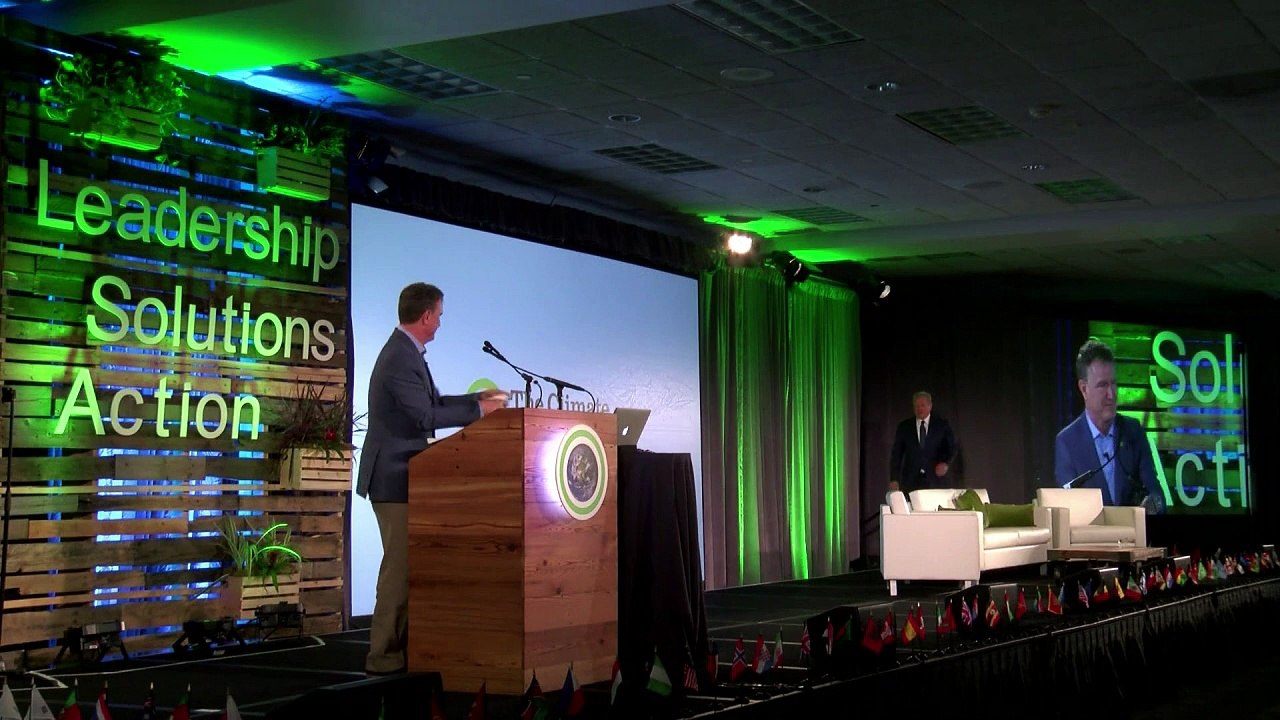 Al Gore promotes environmental activism