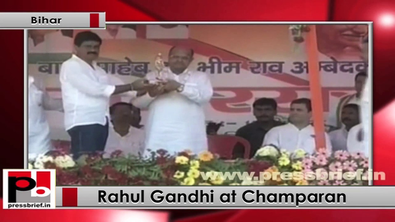 Rahul Gandhi renews suit boot attack against Mo...