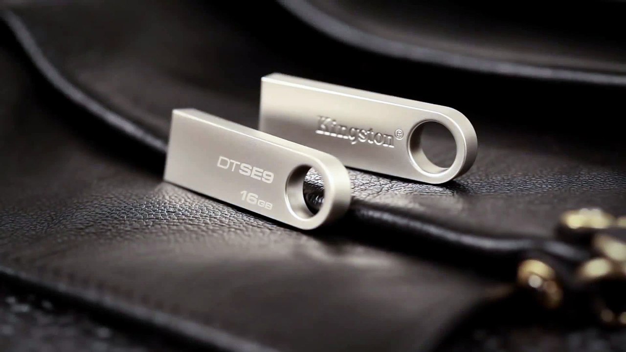 Ödüllü Taşınabilir Veri Depolama Tasarımı  Kingston DataTraveler SE9