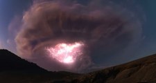 Super-charged volcanic ash cloud in Patagonia sparks dramatic lightning