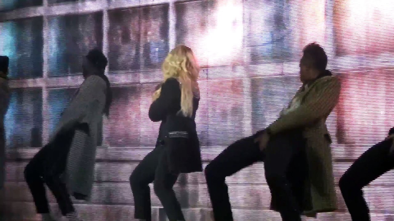 Madonna _Body Shop_ clip - Chicago IL 9-28-2015 (1080p)