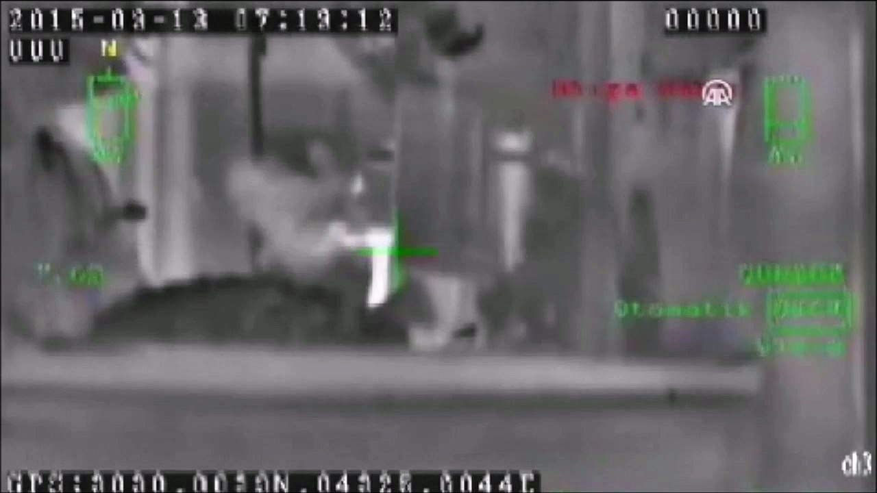 Van ipekyolu caddesinde çatışma ve 13.09.2015 iki pkk lı teröristin  öldürülme anı