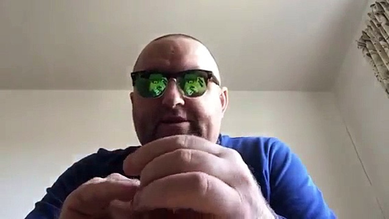 I'm happy. Life is so so so good.-7xBOkwImc3I