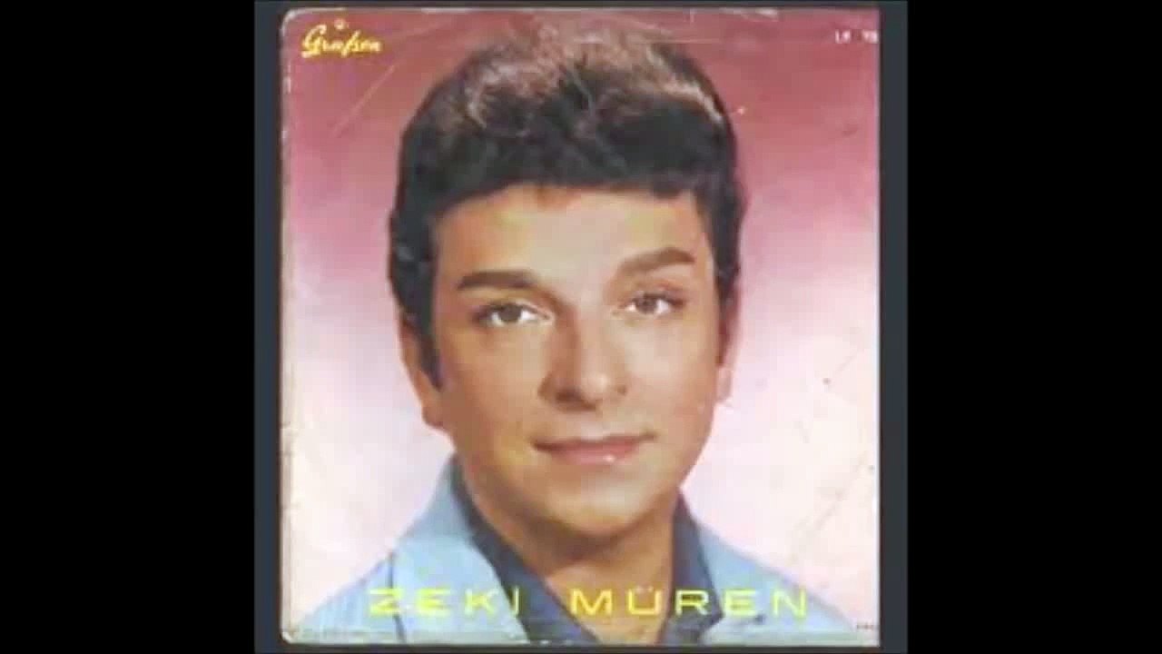 Zeki Müren - Sesimde Şarkısı Aşkın