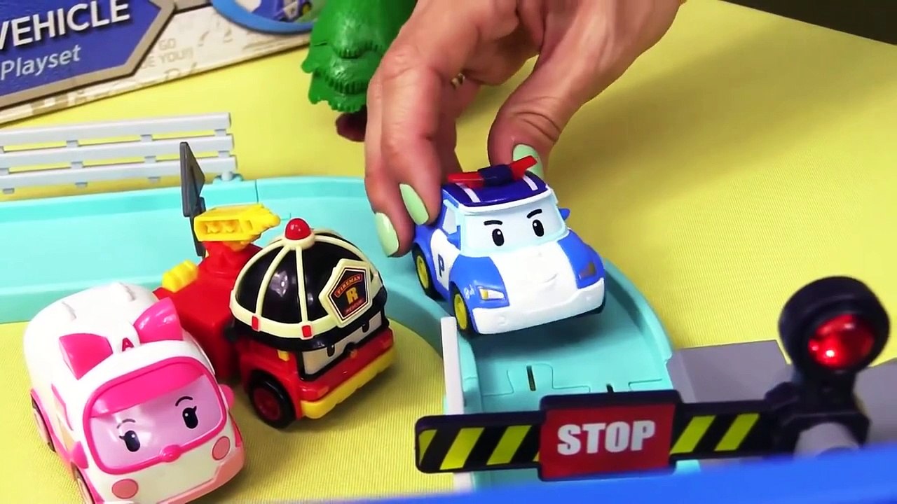 STOP & GO! Robocar Poli TRAFFIC LIGHTS SCHOOL Road Safety Gulliver Toys Demo