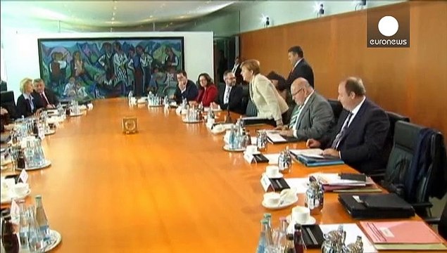 الحكومة الالمانية تقر تدابير جديدة صارمة لمواجهة ازمة اللاجئين