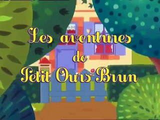 Petit ours brun découvre la ferme