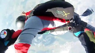 Student Skydiver Experiences Tense Moments - This video will Sweat your toes For Sure