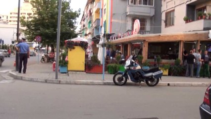 I riu vritet me thikë në zemër në piceri pranë "Elbasan Arena"