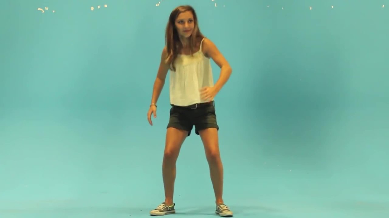 Incredible robotic-styled dance routine