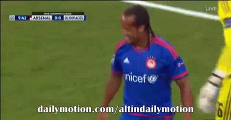 Alexis Sanchez Amazing Skill Pass - Arsenal vs Olympiakos - UCL - 29.09.2015