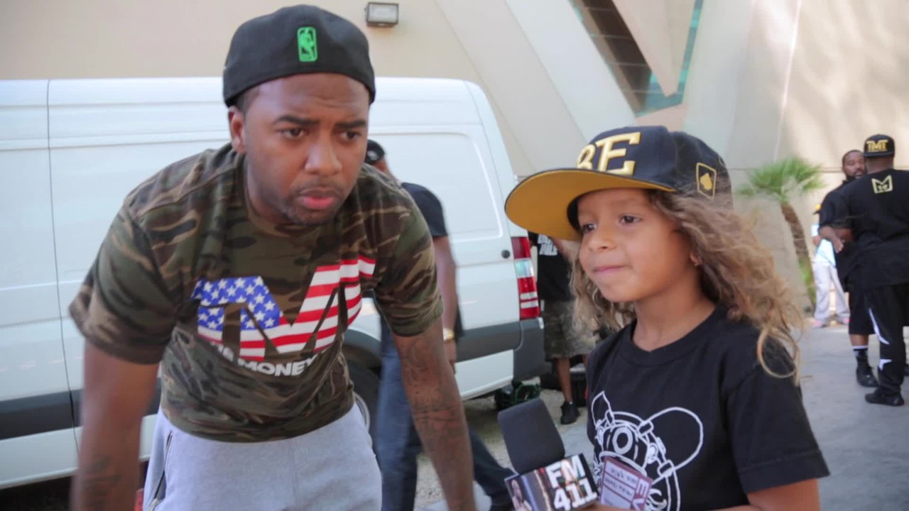 TMT members introduce Floyd Mayweather's new blog site