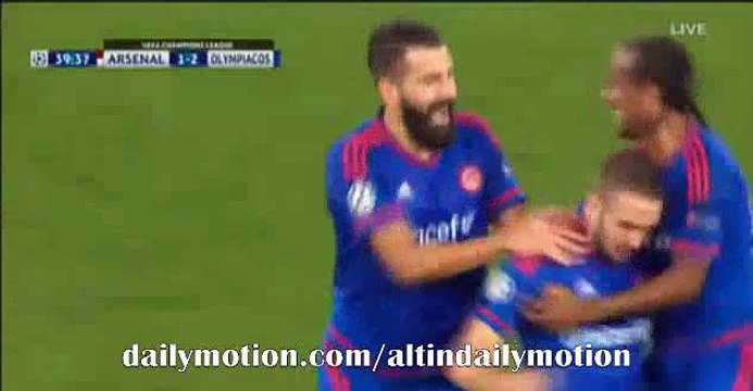 David Ospina Incredible Own GOAL - Arsenal 1-2 Olympiakos - Champions League - 29.09.2015