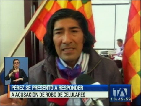 Presidente de Ecuarunari acude a la audiencia por supuesto robo de celulares