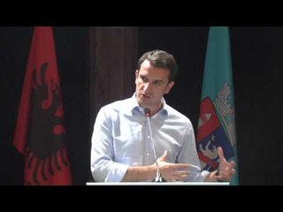 Veliaj: Më mirë të mërziten 100 shoferë, sesa 1 mijë nxënës