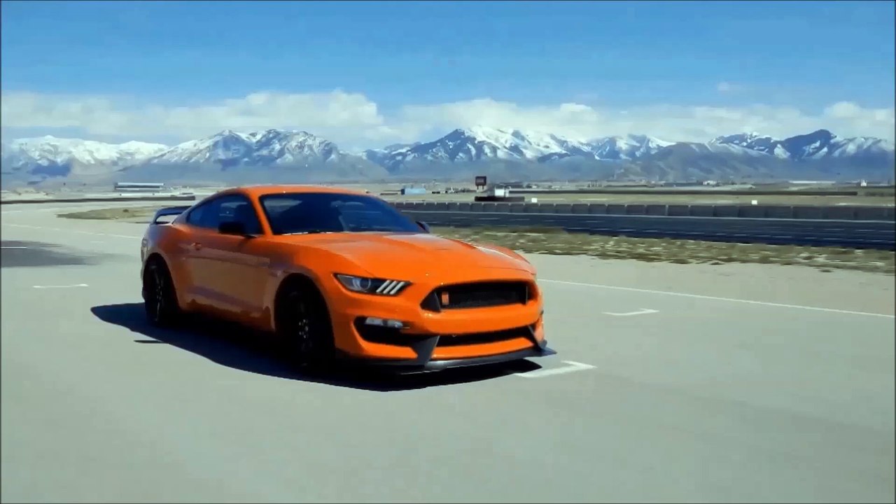 TRAILER R$ 62.290-R$ 72.490 Nova Renault Duster Oroch 2016 110 cv-148 cv @ 60 FPS